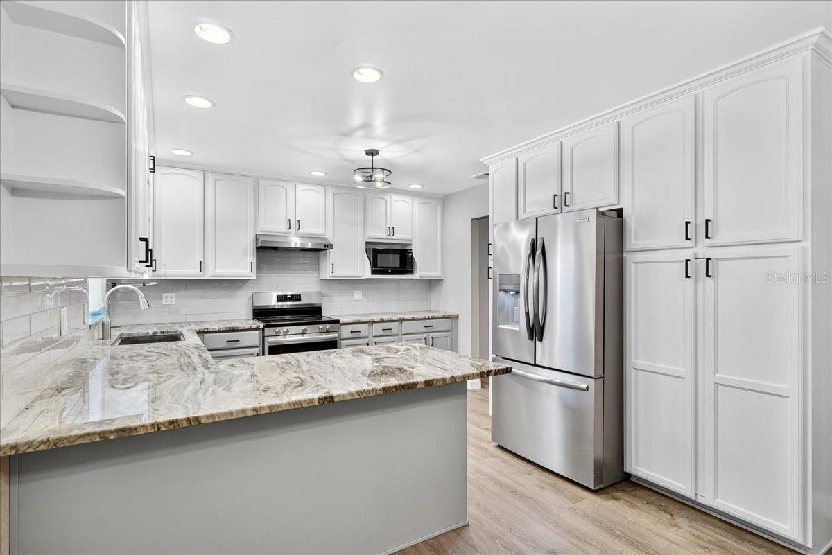 Image 14 of 43 For 234 Coleman Drive E