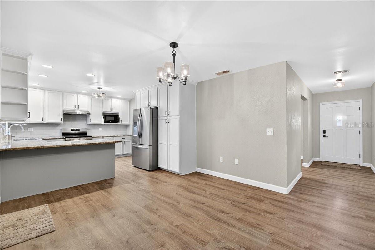 Image 18 of 43 For 234 Coleman Drive E