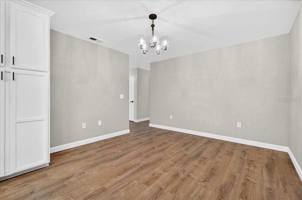 Image 20 of 43 For 234 Coleman Drive E