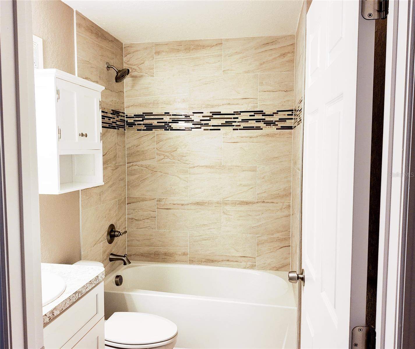 Image 6 of 10 For 1149 Sycamore Street