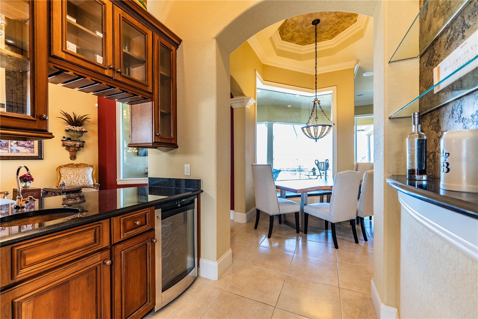 Image 10 of 47 For 2918 Clubhouse Road