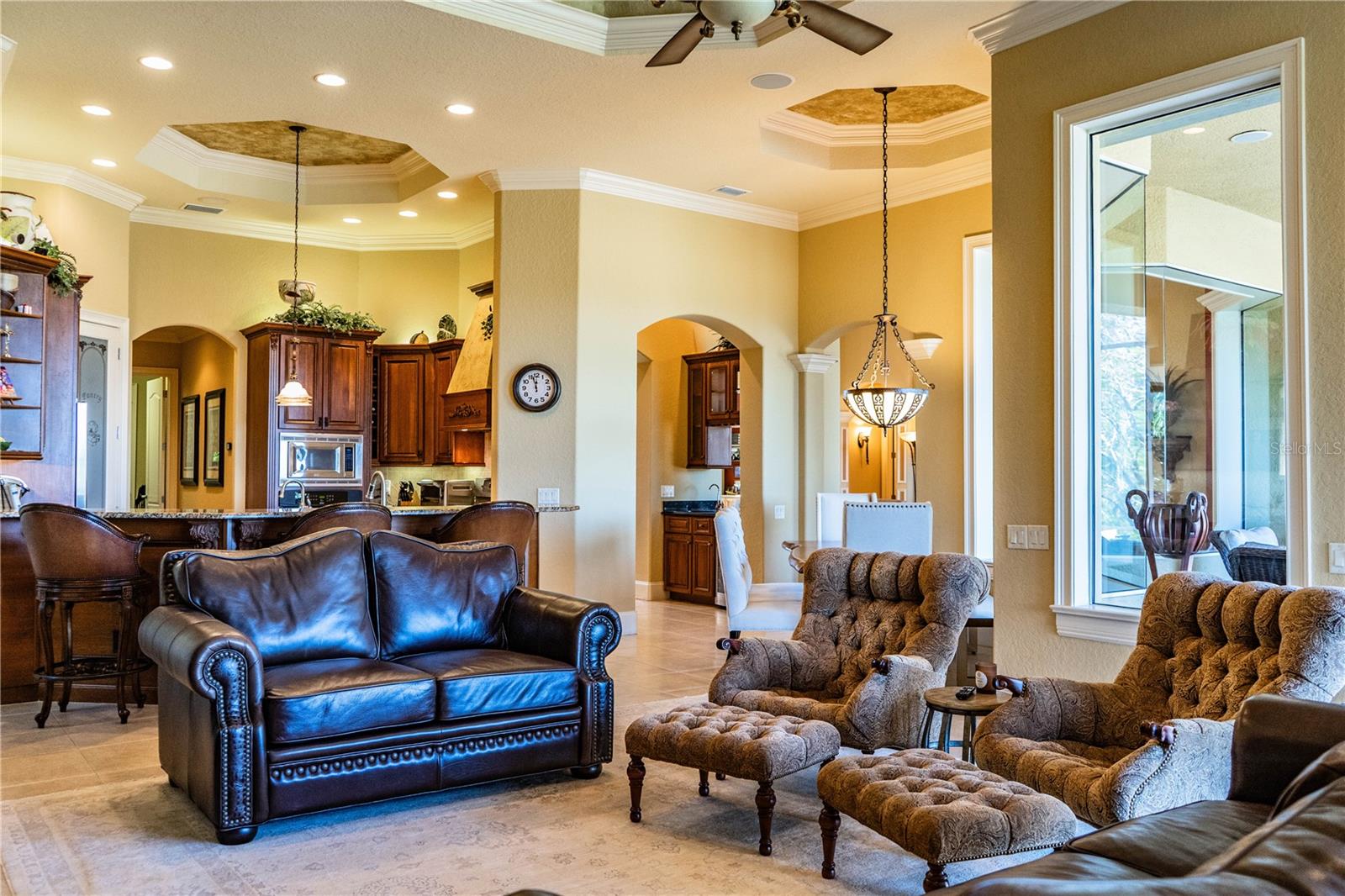 Image 19 of 47 For 2918 Clubhouse Road