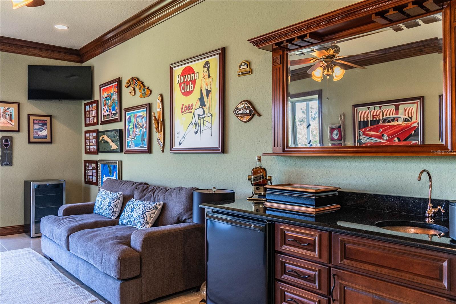 Image 21 of 47 For 2918 Clubhouse Road