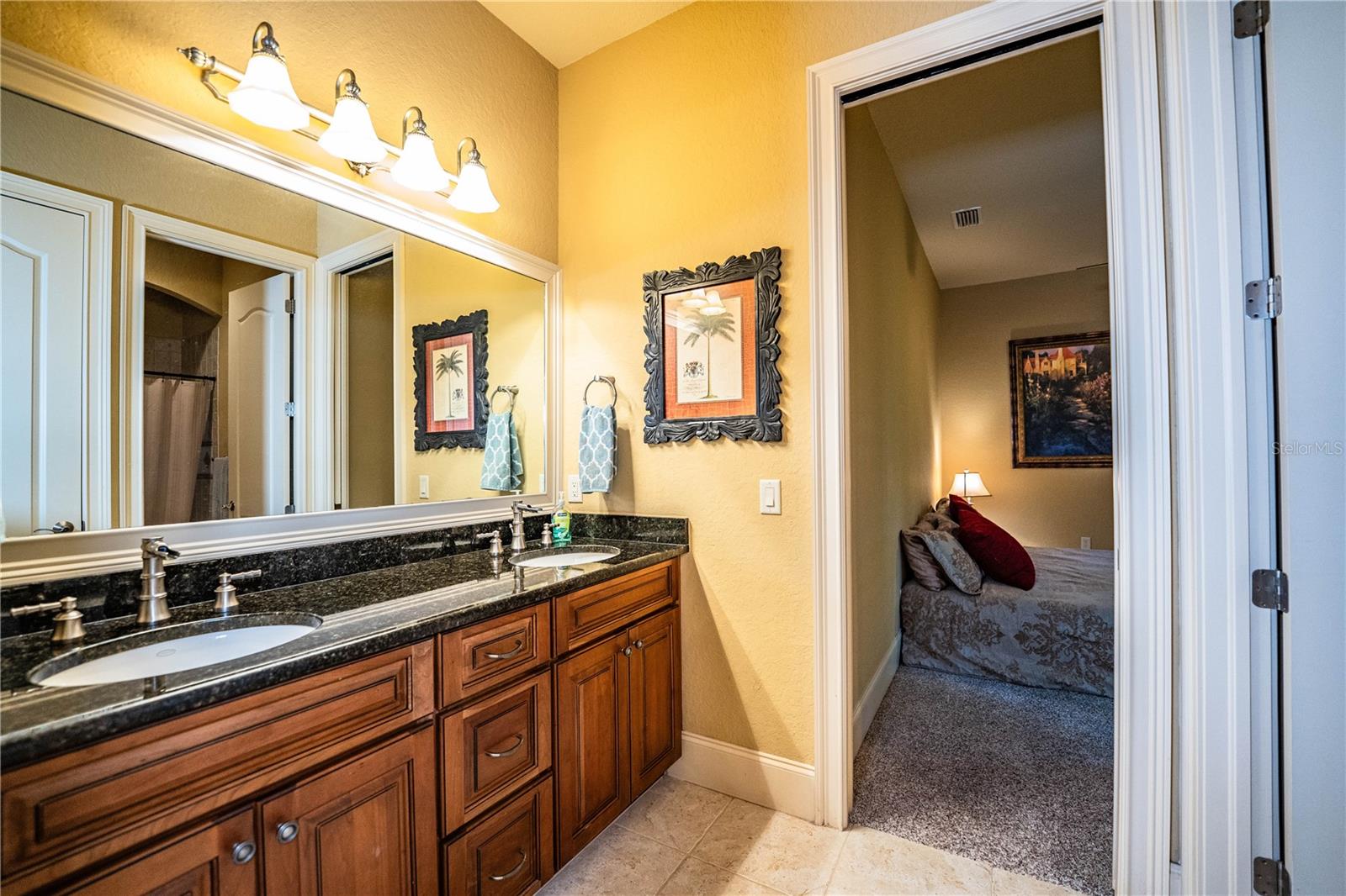 Image 33 of 47 For 2918 Clubhouse Road