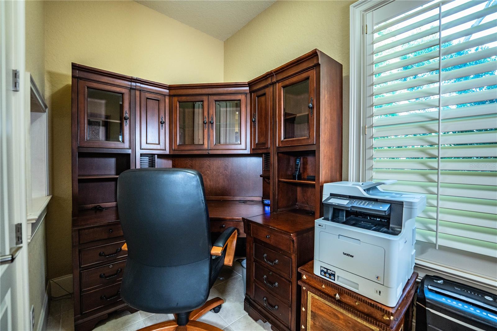 Image 35 of 47 For 2918 Clubhouse Road