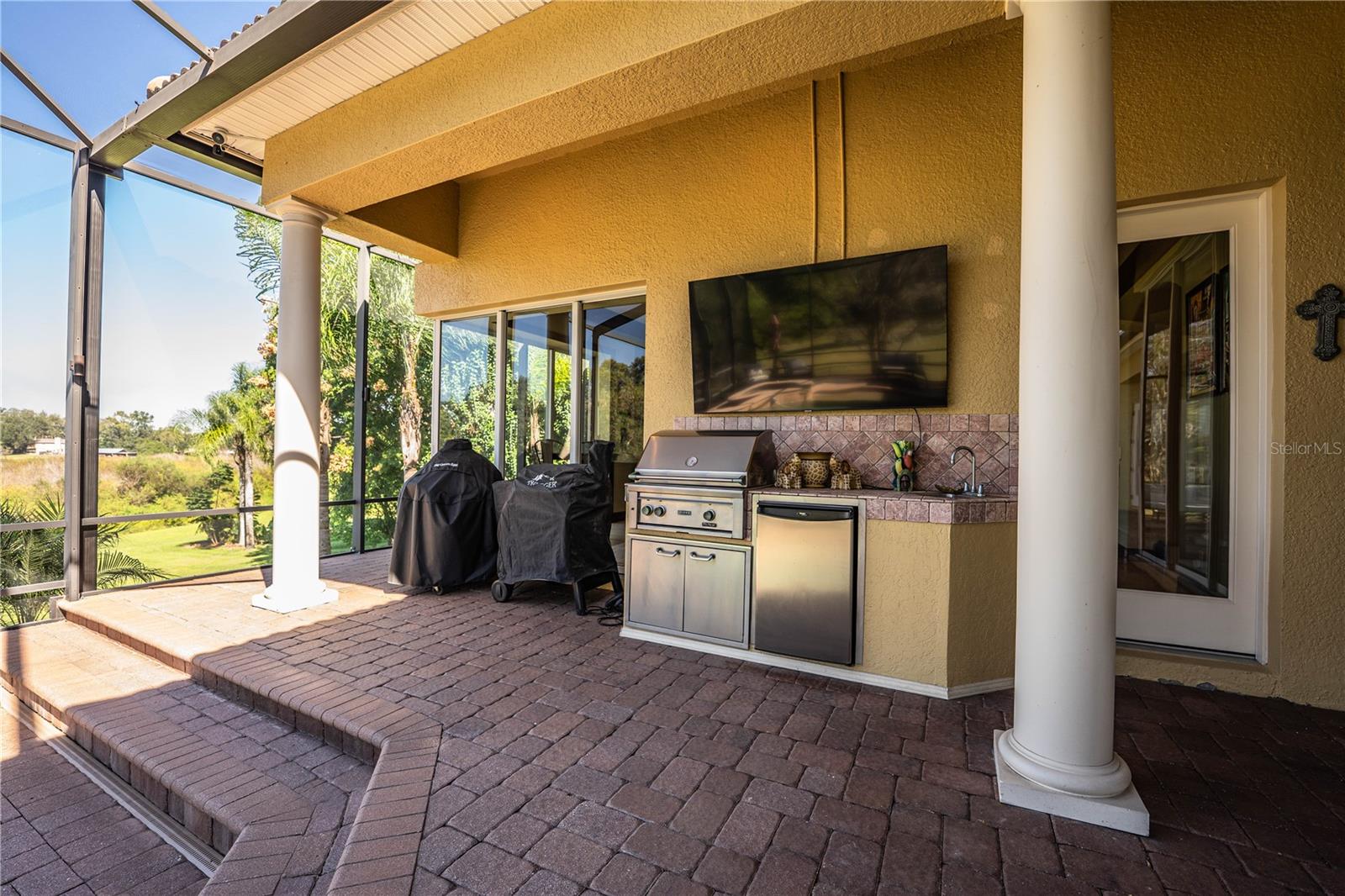 Image 39 of 47 For 2918 Clubhouse Road