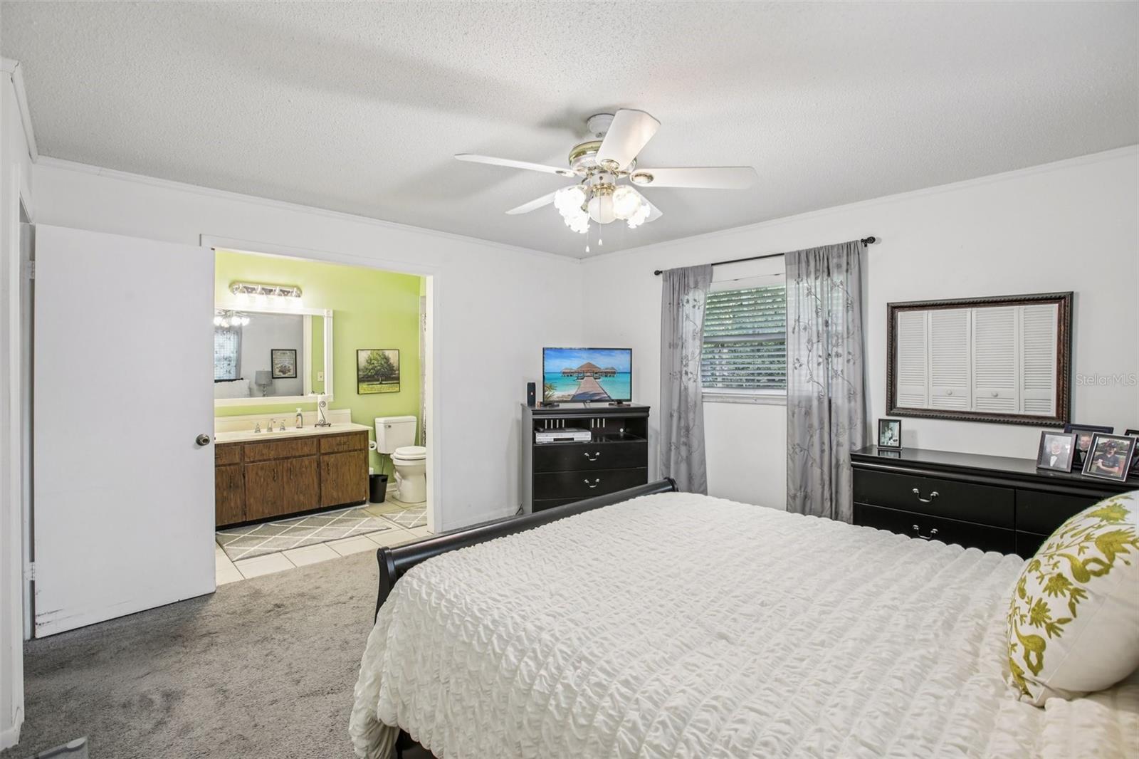 Image 25 of 44 For 1525 Leslie Drive