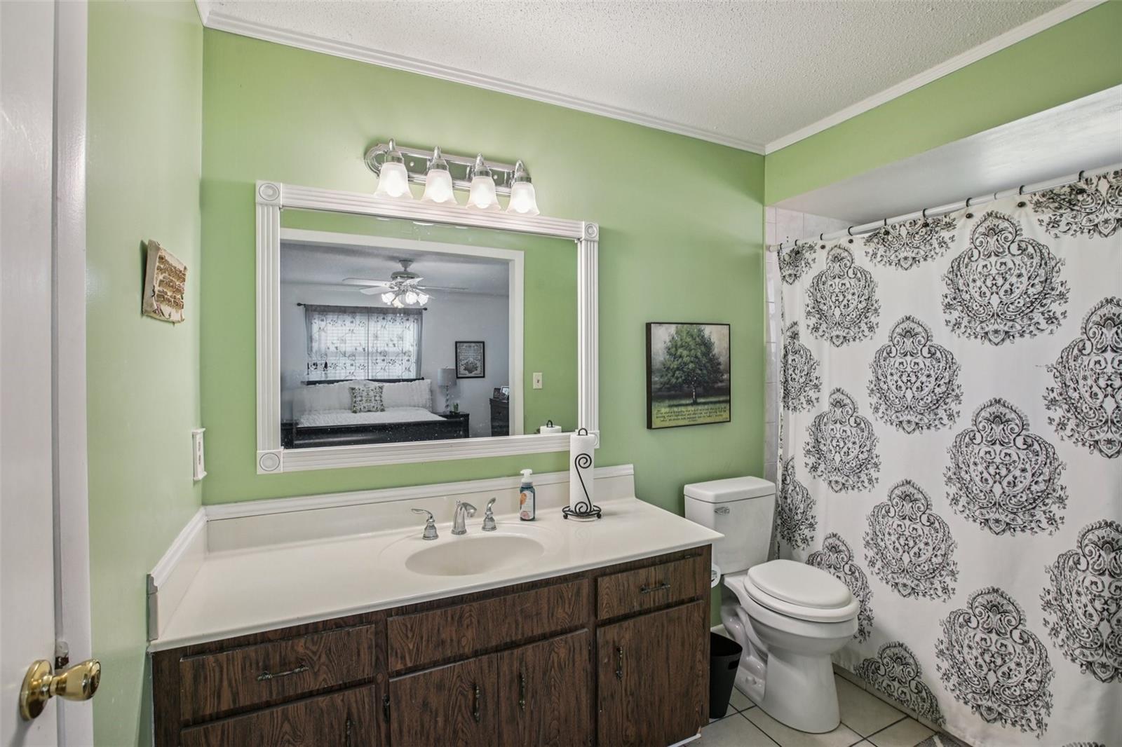 Image 26 of 44 For 1525 Leslie Drive