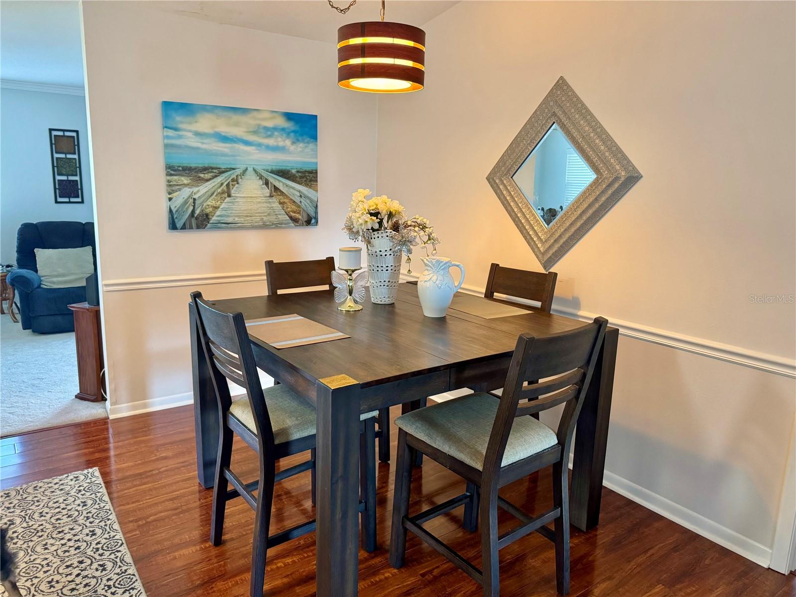 Image 8 of 17 For 3401 Divot Road