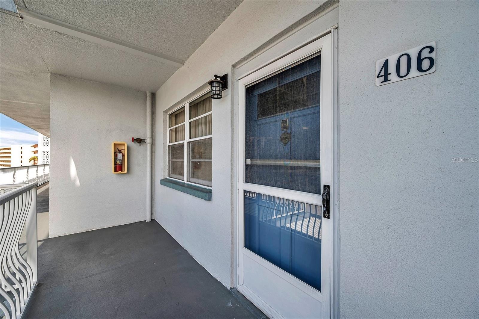 Image 2 of 28 For 5925 Shore Boulevard S 406