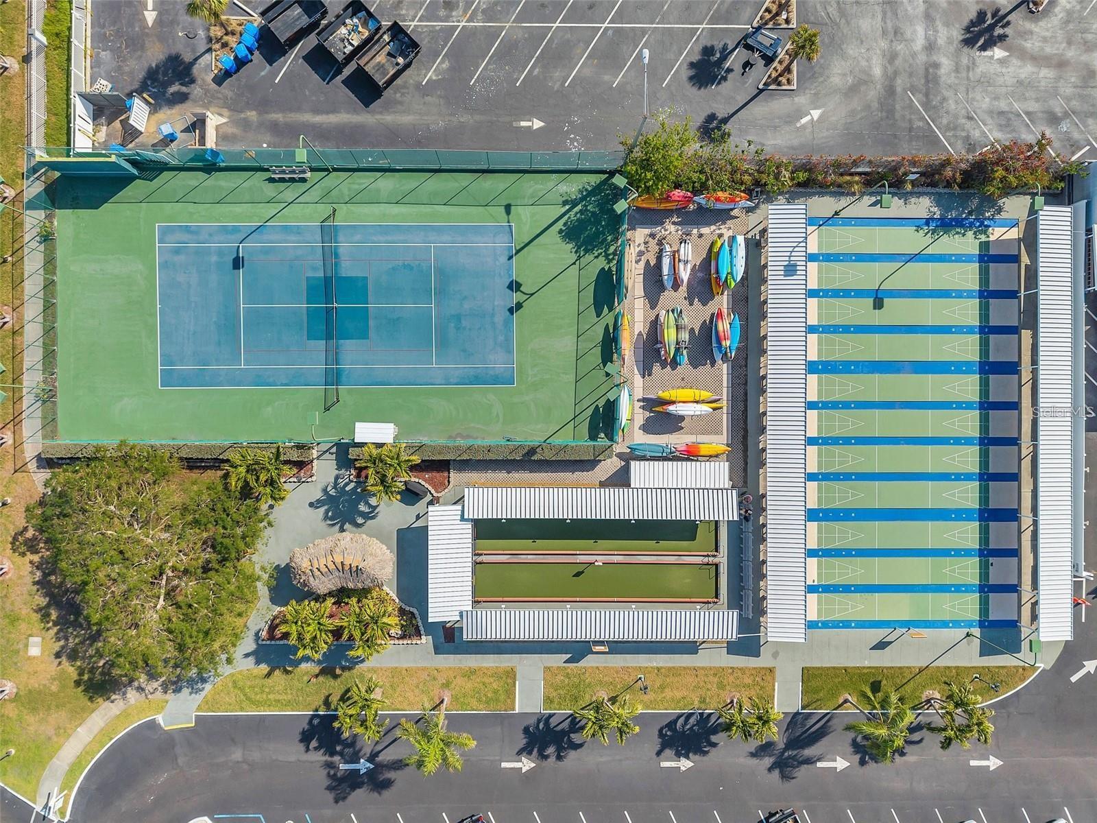 Image 27 of 28 For 5925 Shore Boulevard S 406