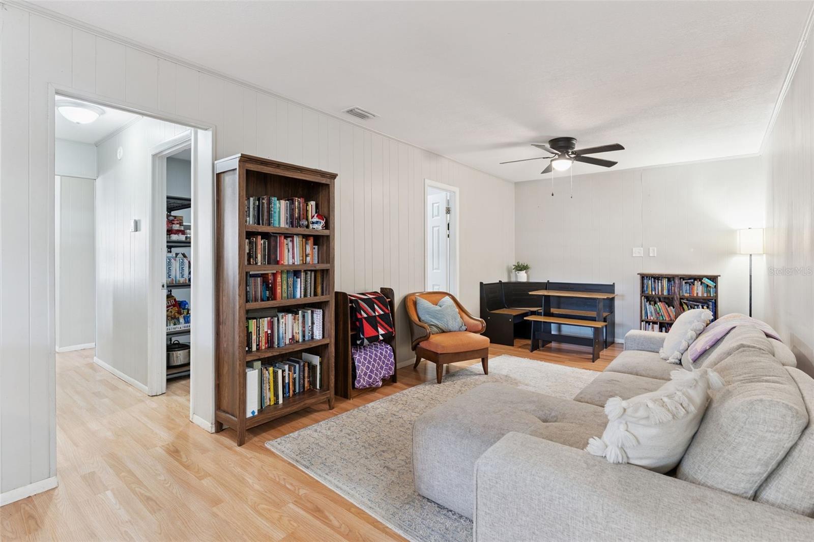 Image 8 of 29 For 2698 Old Dixie Highway