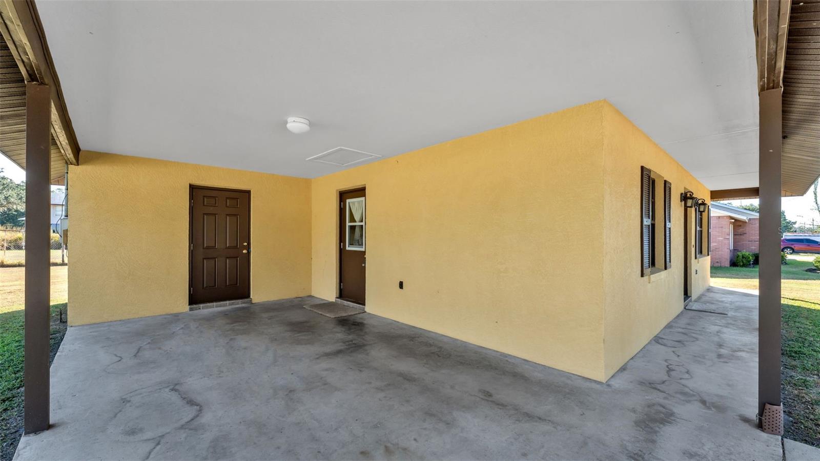 Image 21 of 28 For 16 Hendry Avenue