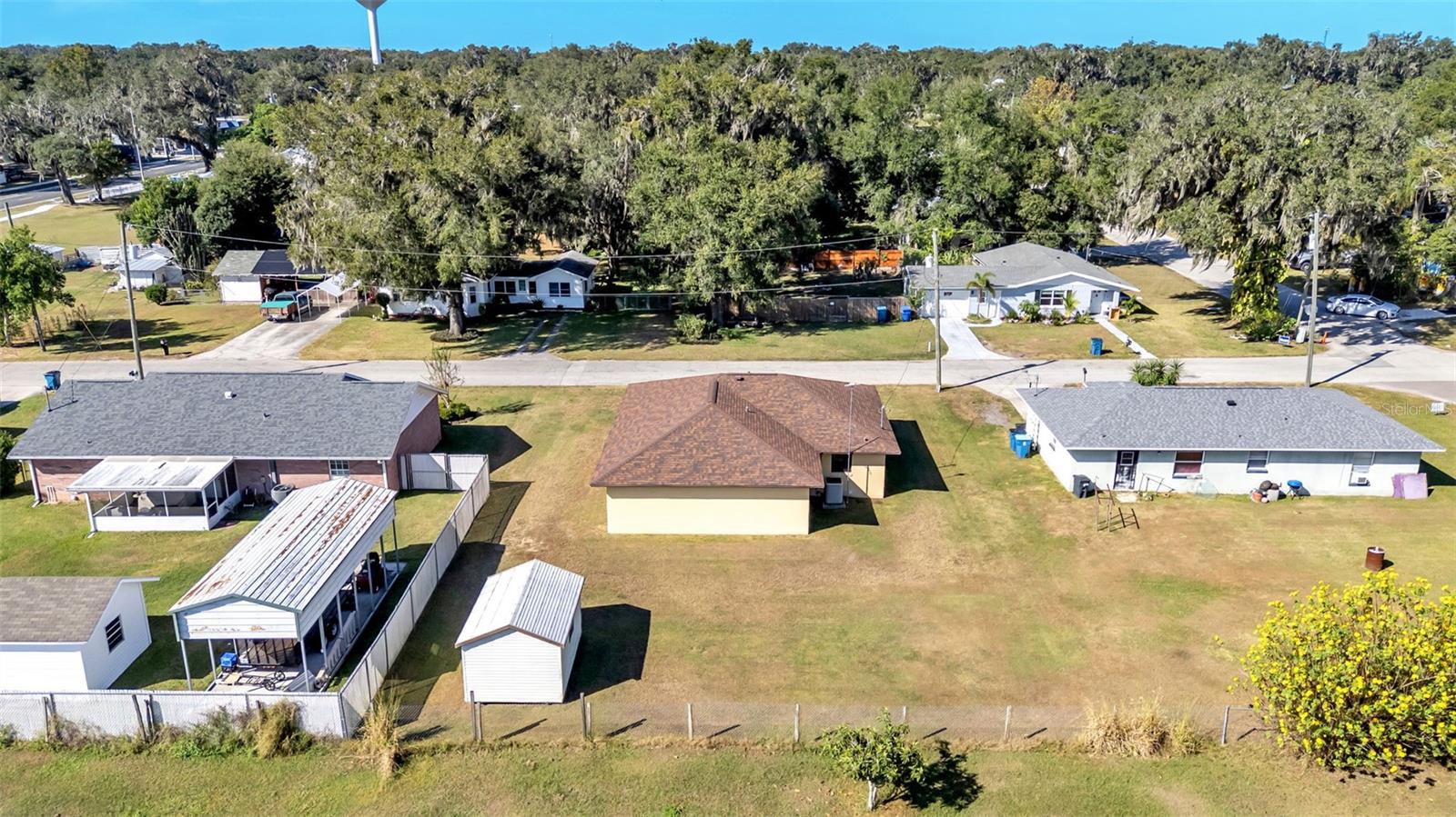 Image 27 of 28 For 16 Hendry Avenue