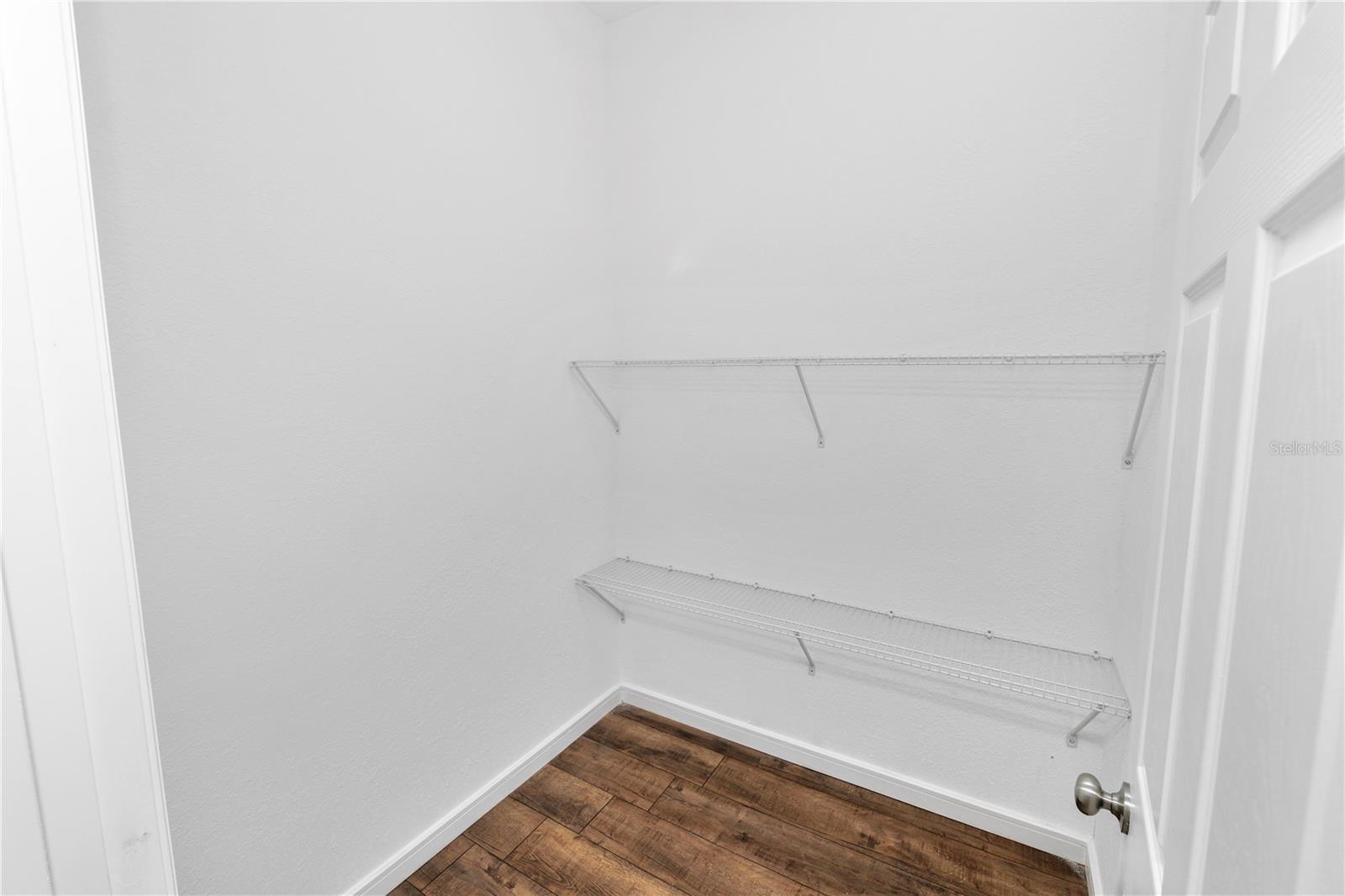 Listing photo id 13 for 503 Renfro Street