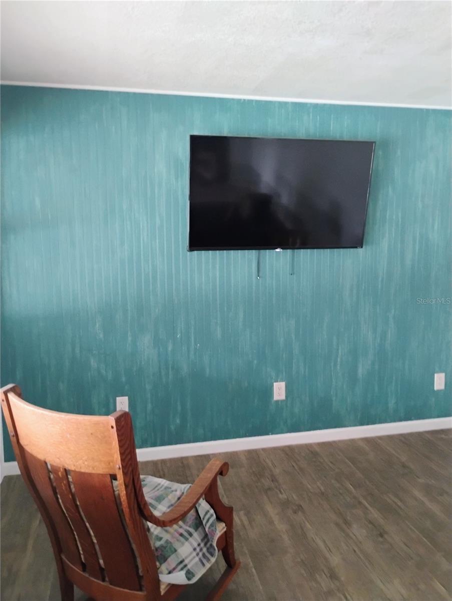 Image 20 of 33 For 4515 Orangewood Loop E