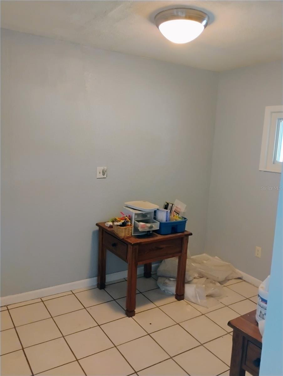 Image 21 of 33 For 4515 Orangewood Loop E