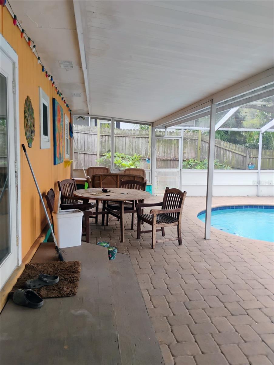 Image 24 of 33 For 4515 Orangewood Loop E