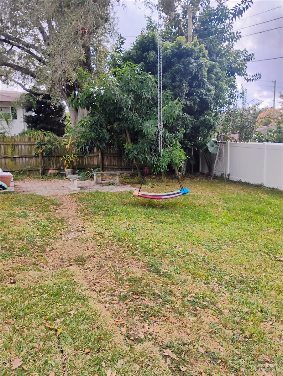 Image 33 of 33 For 4515 Orangewood Loop E