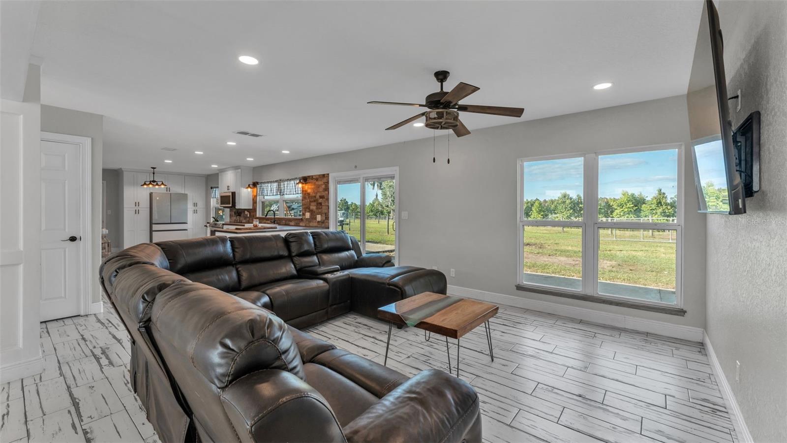 Image 12 of 49 For 5826 Fussell Road