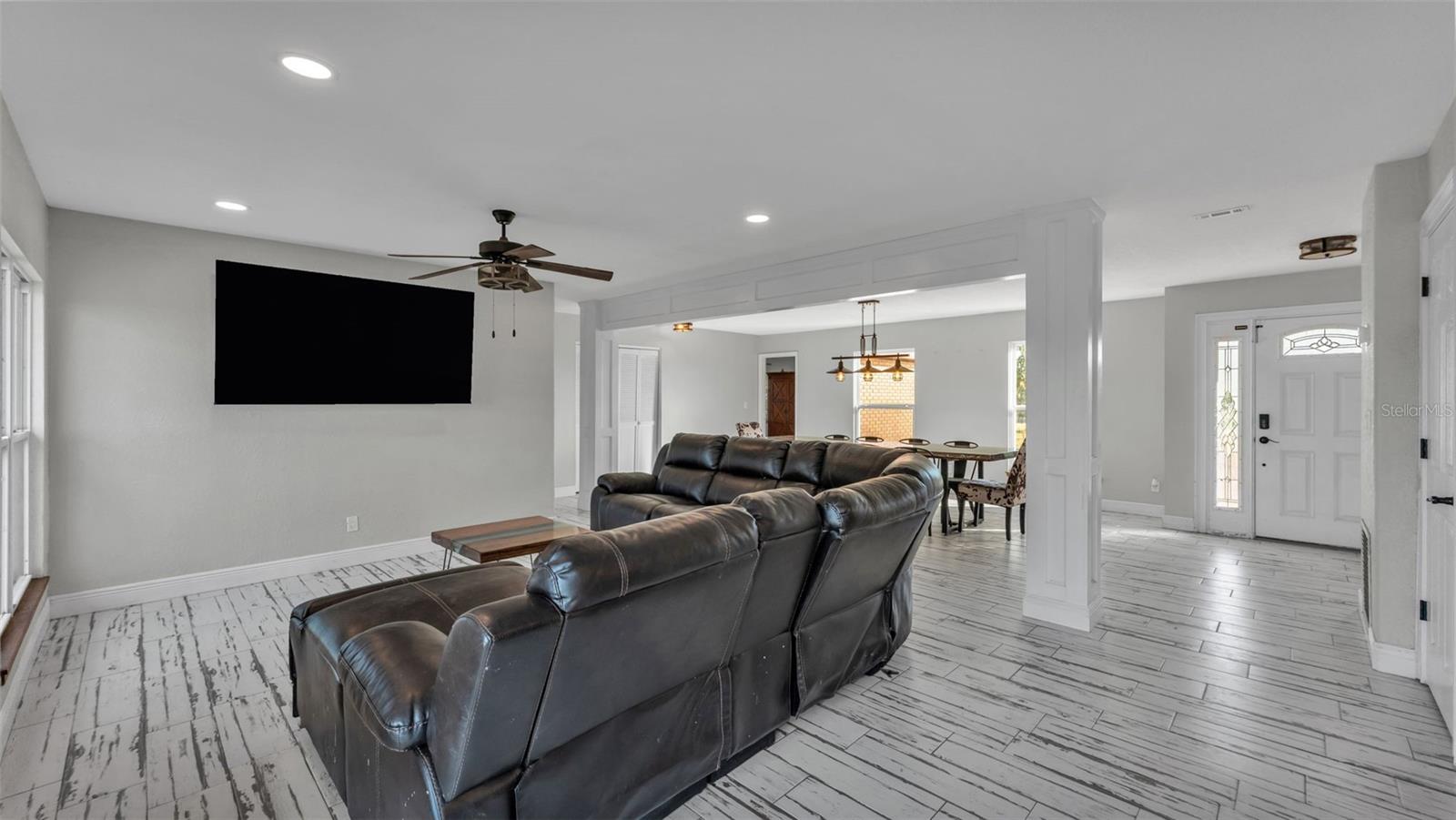 Image 14 of 49 For 5826 Fussell Road