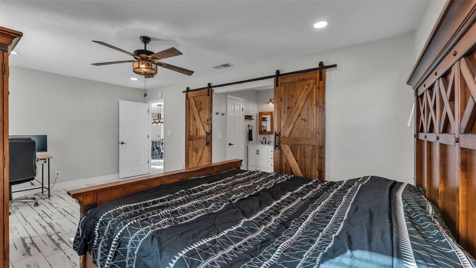 Image 25 of 49 For 5826 Fussell Road