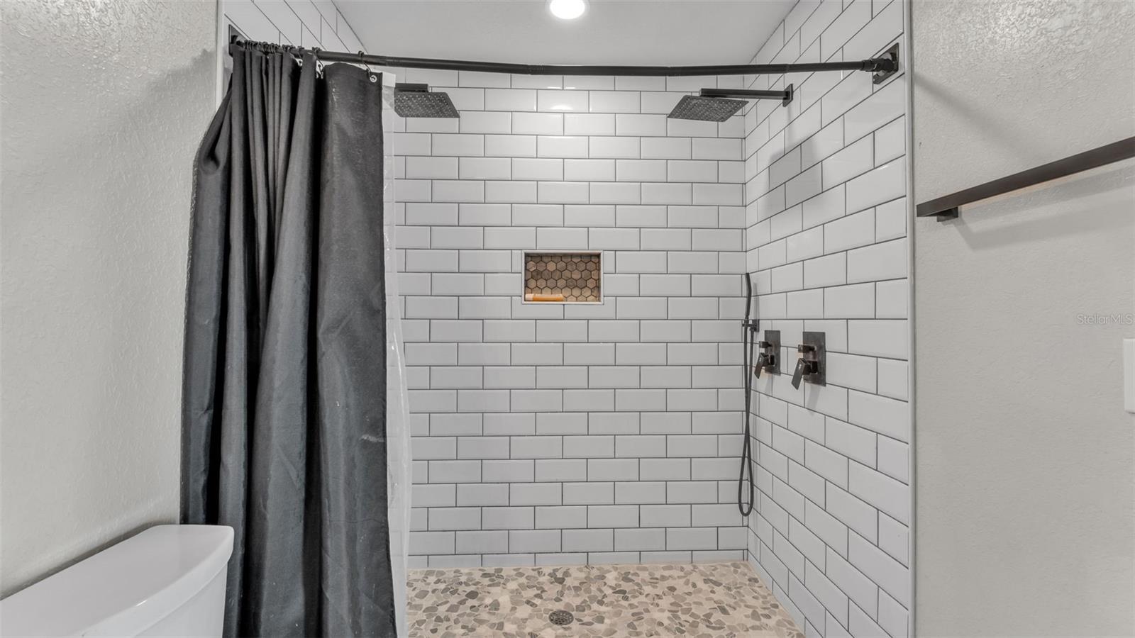 Image 27 of 49 For 5826 Fussell Road