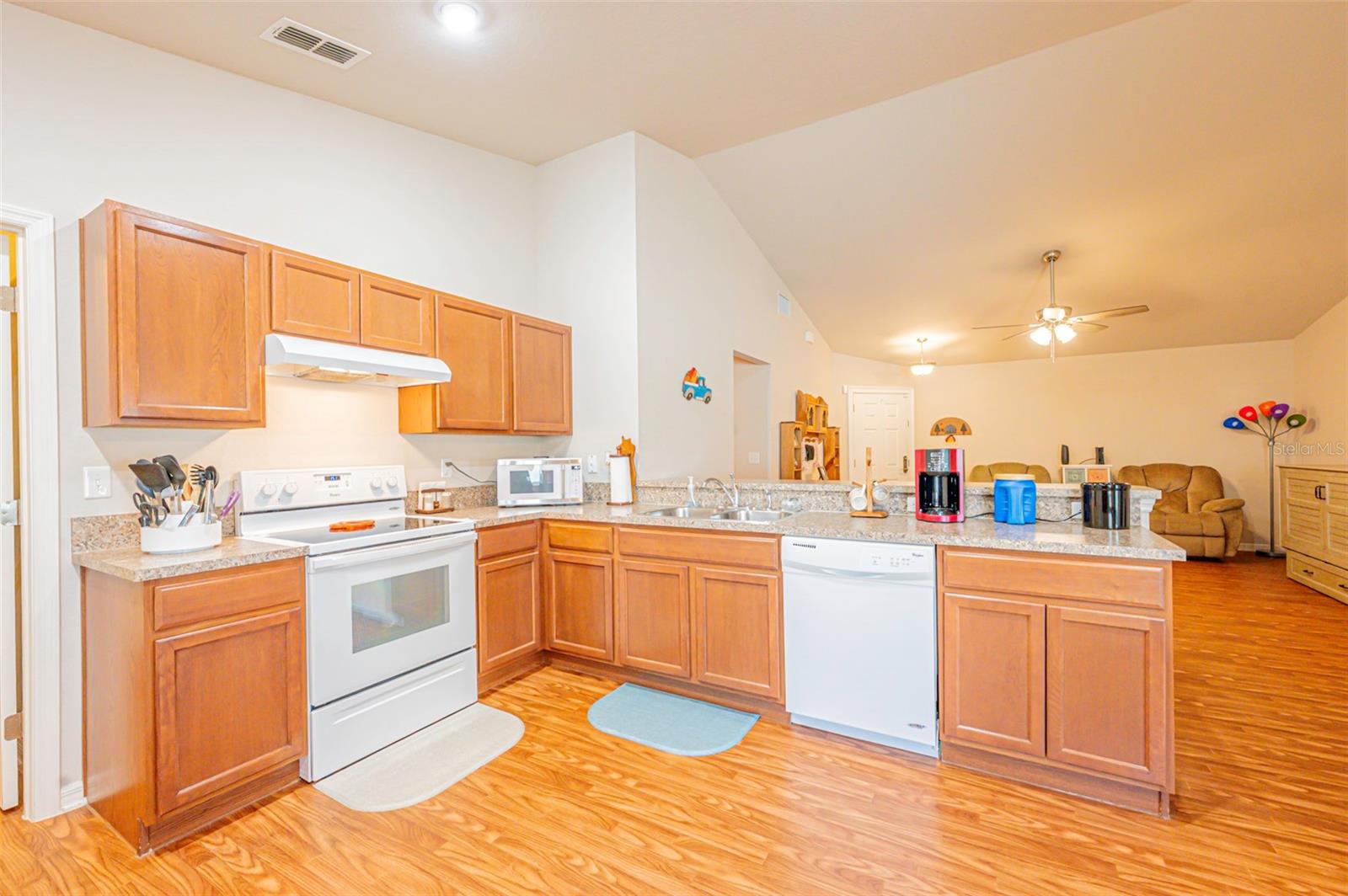 Image 9 of 29 For 1930 Chickadee Street