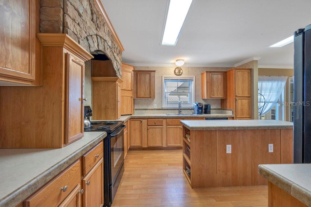 Image 12 of 37 For 223 Martin Drive