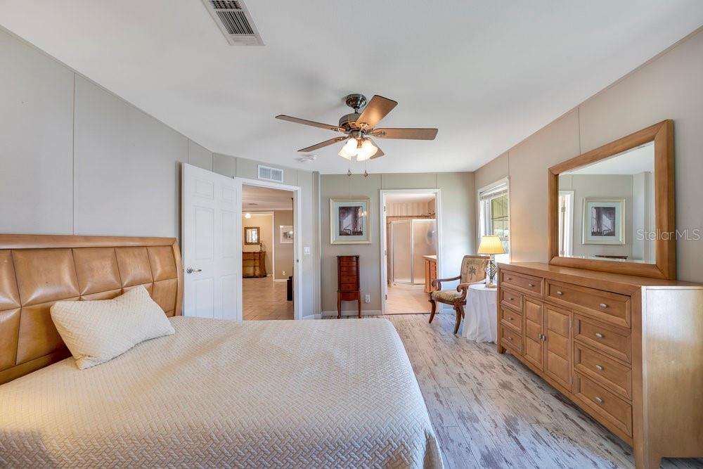 Image 21 of 37 For 223 Martin Drive