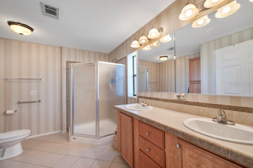 Image 22 of 37 For 223 Martin Drive