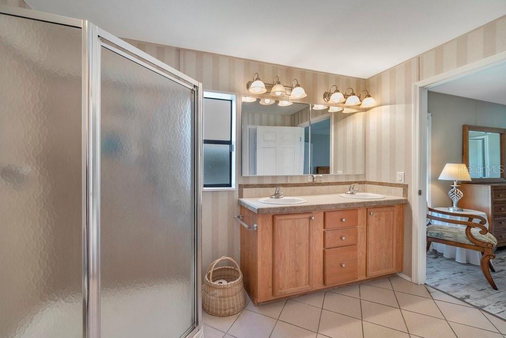 Image 23 of 37 For 223 Martin Drive