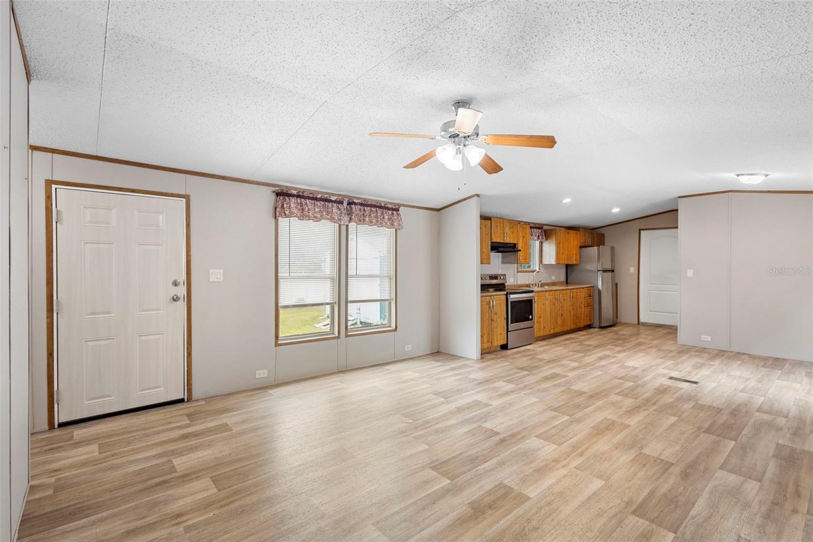 Image 22 of 49 For 2530 Cresap Street