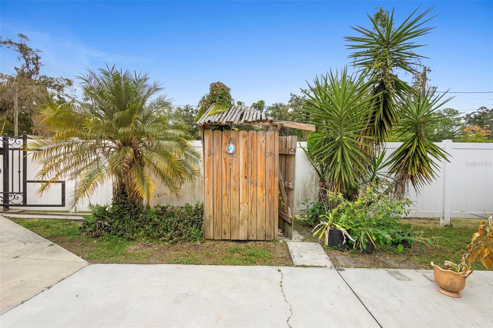 Image 7 of 49 For 2530 Cresap Street