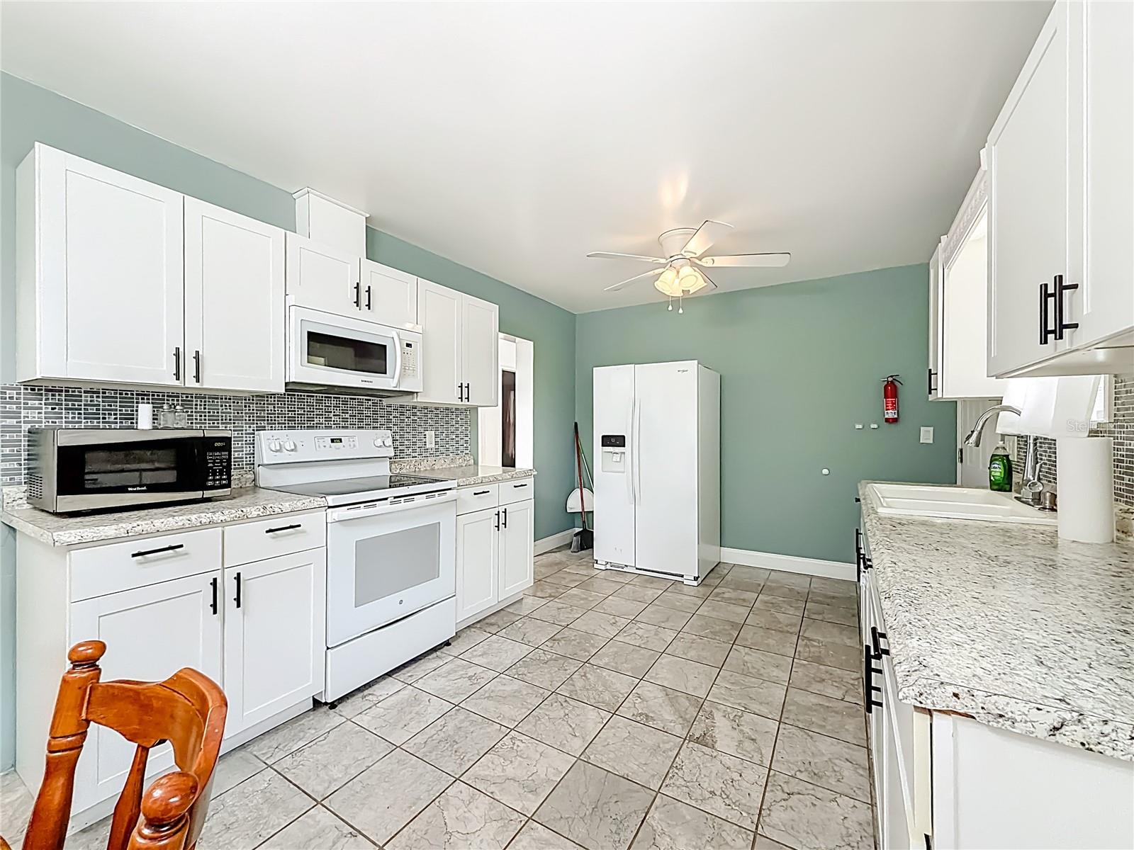 Image 13 of 44 For 533 Scenic Highway