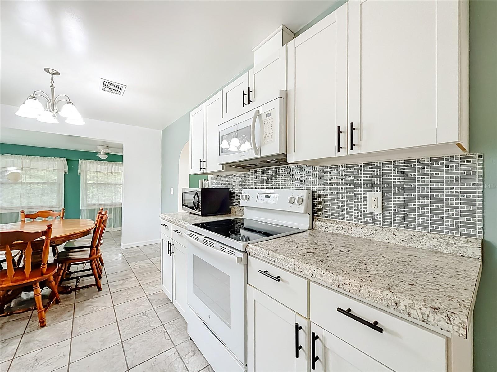 Image 16 of 44 For 533 Scenic Highway