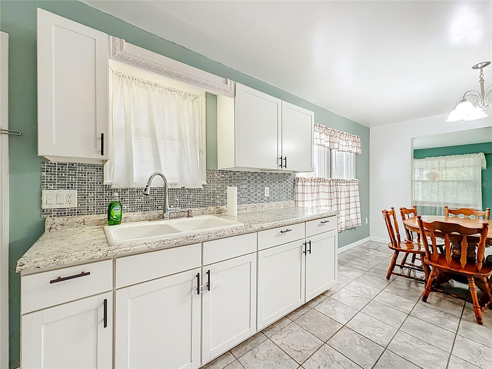 Image 18 of 44 For 533 Scenic Highway