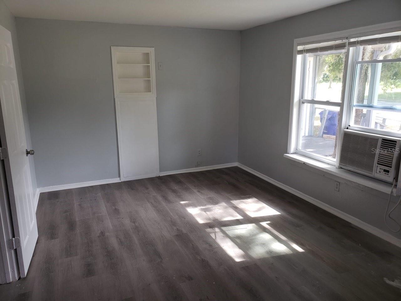 Image 14 of 28 For 1125 Olive Street