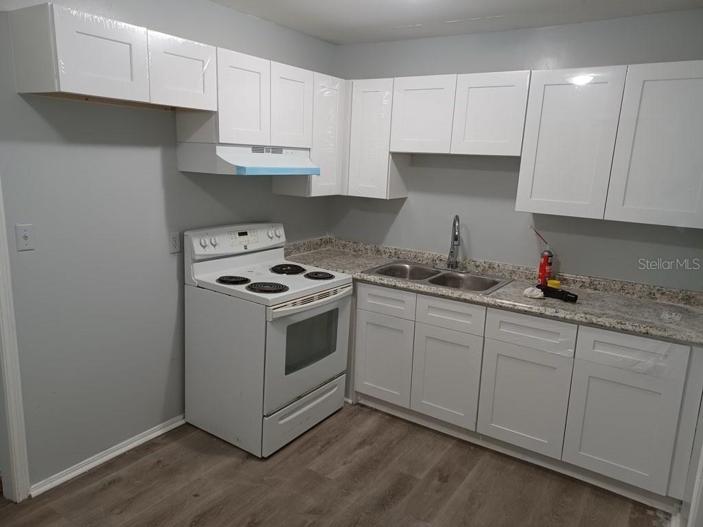 Image 2 of 28 For 1125 Olive Street