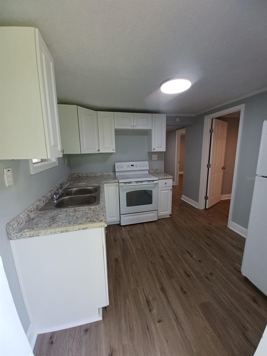 Image 21 of 28 For 1125 Olive Street