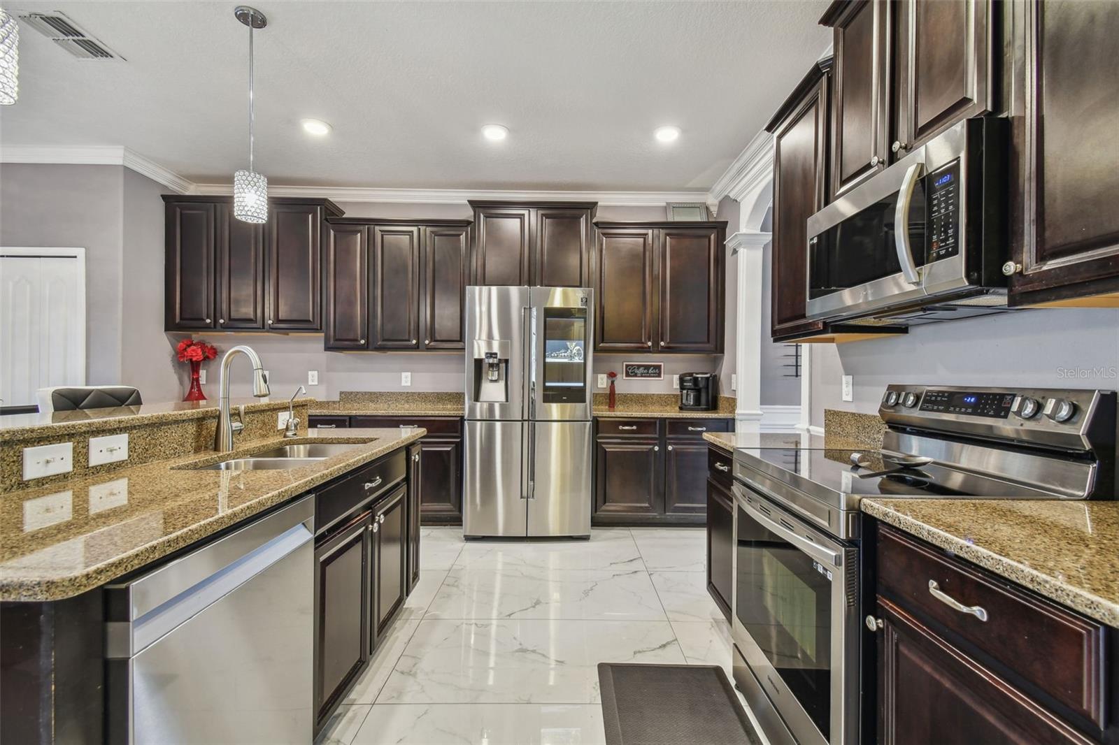 Image 15 of 63 For 1314 Oak Pond Street