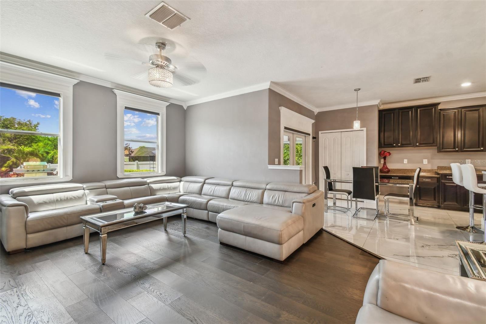 Image 17 of 63 For 1314 Oak Pond Street