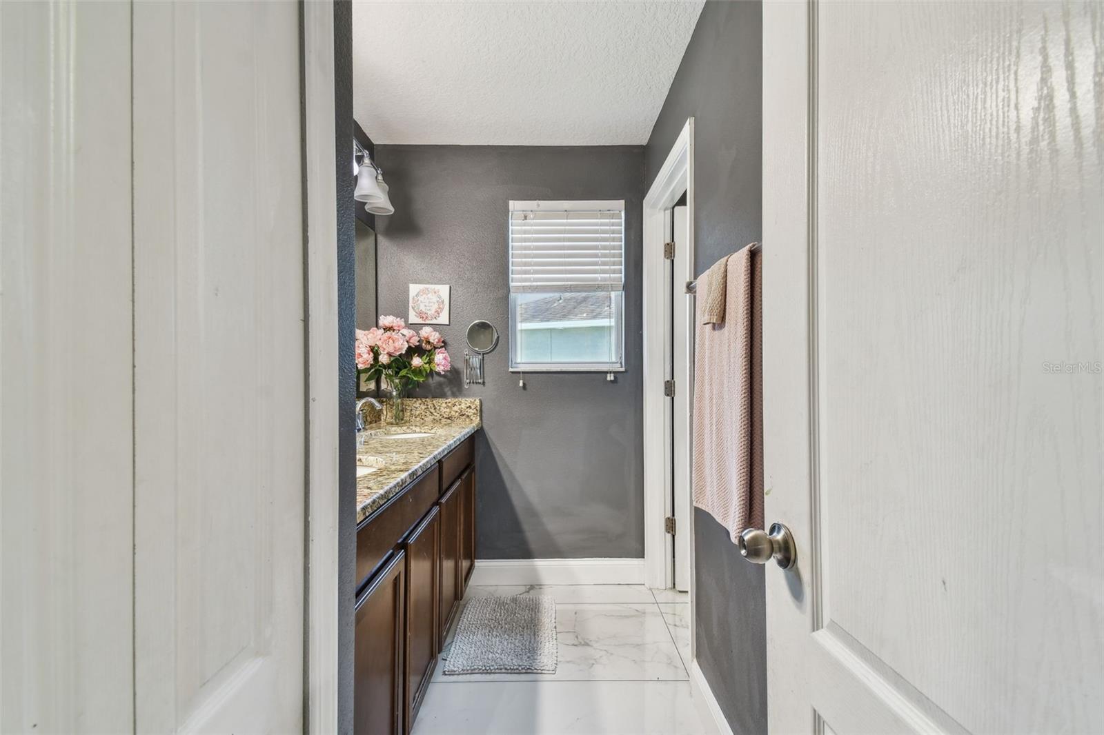 Image 35 of 63 For 1314 Oak Pond Street