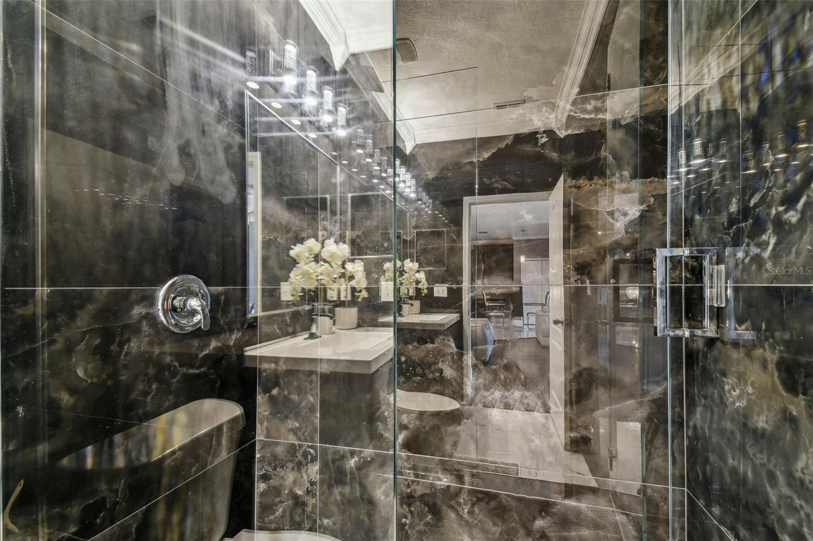 Image 42 of 63 For 1314 Oak Pond Street