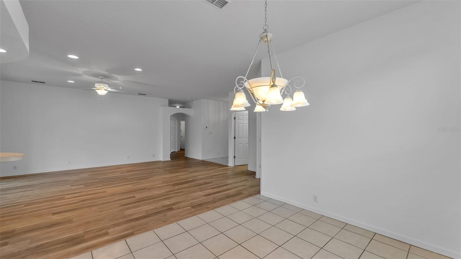 Image 12 of 37 For 4268 Windchime Lane