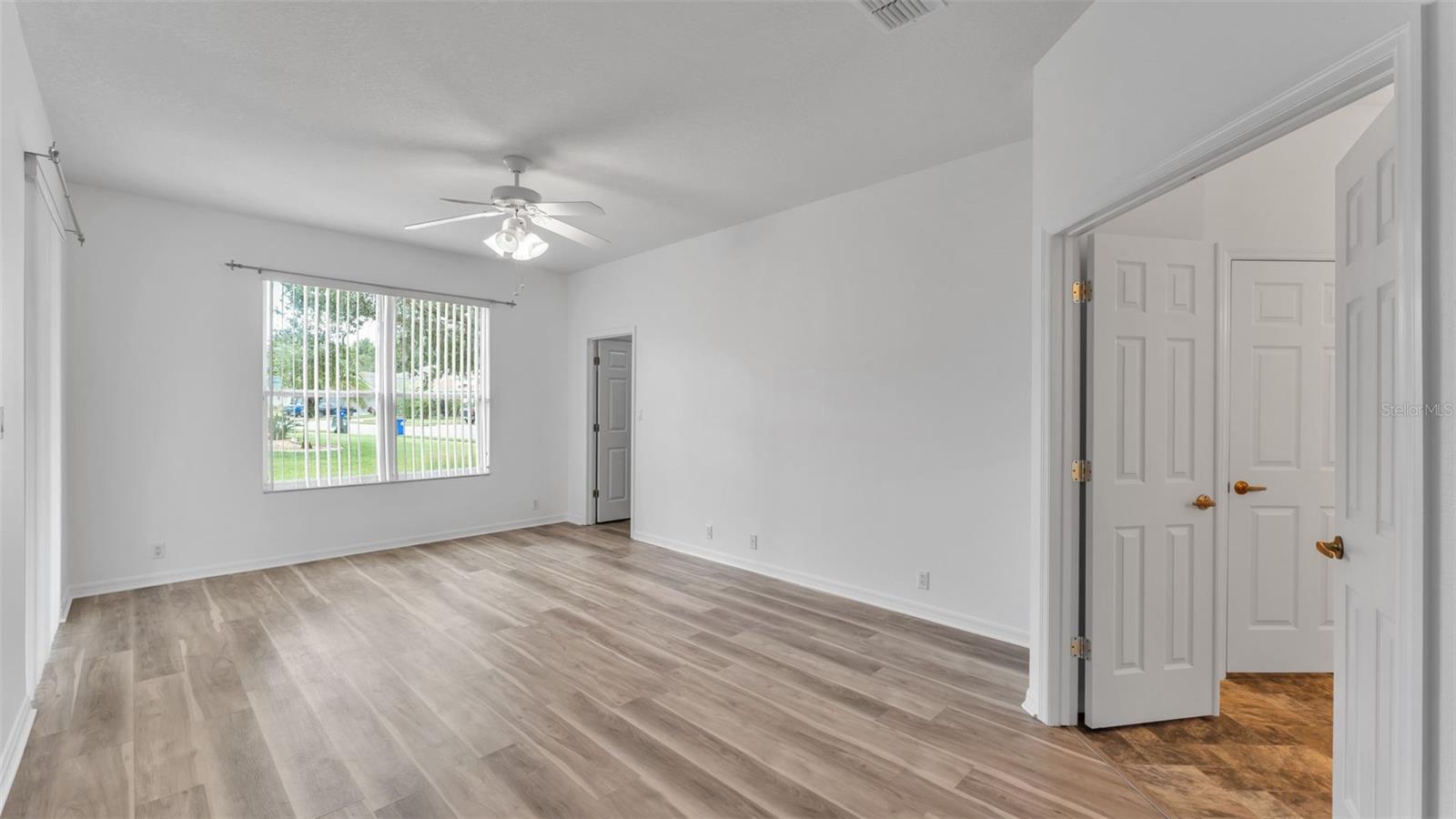 Image 17 of 37 For 4268 Windchime Lane