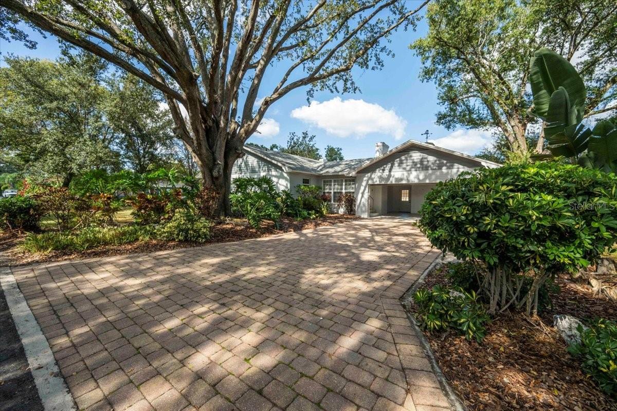 Image 33 of 43 For 2328 Woodbine Avenue