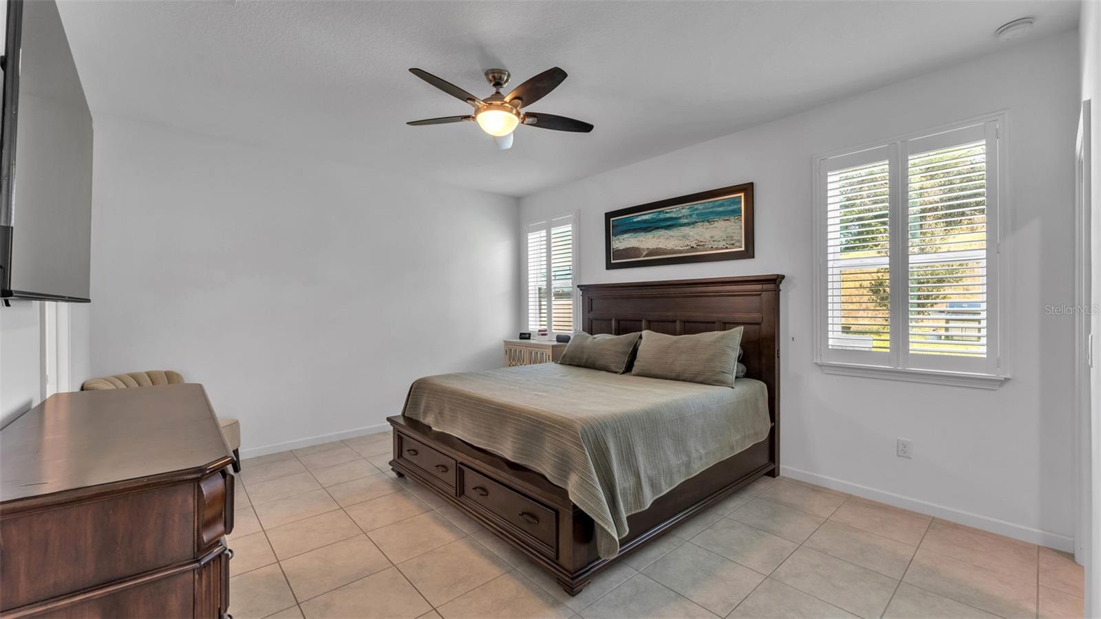 Image 11 of 38 For 5439 Orange Orchard Drive