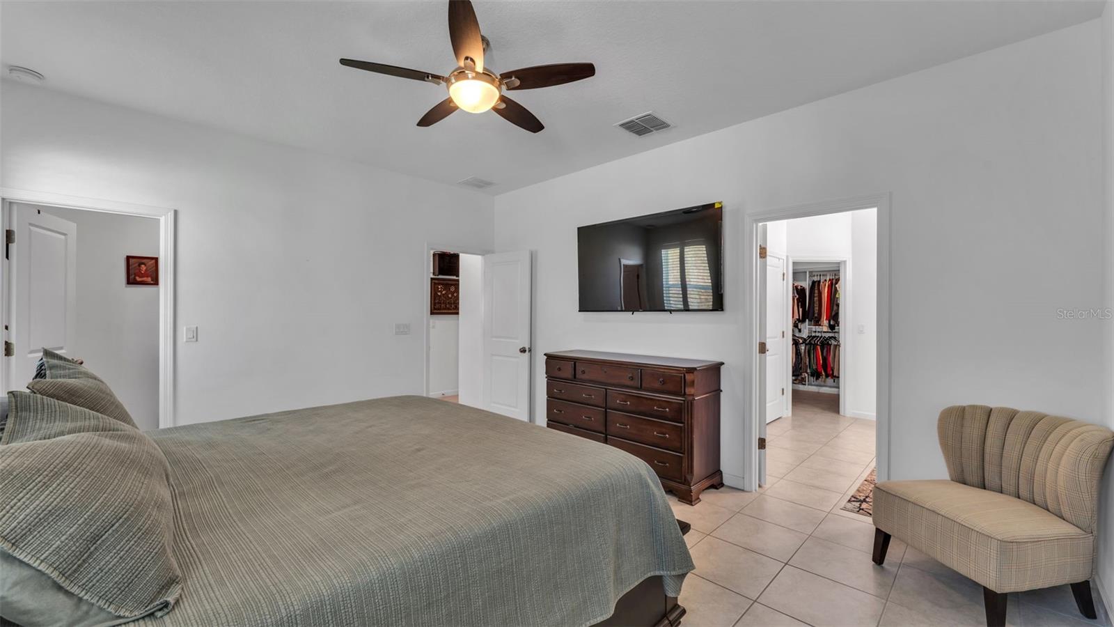 Image 12 of 38 For 5439 Orange Orchard Drive