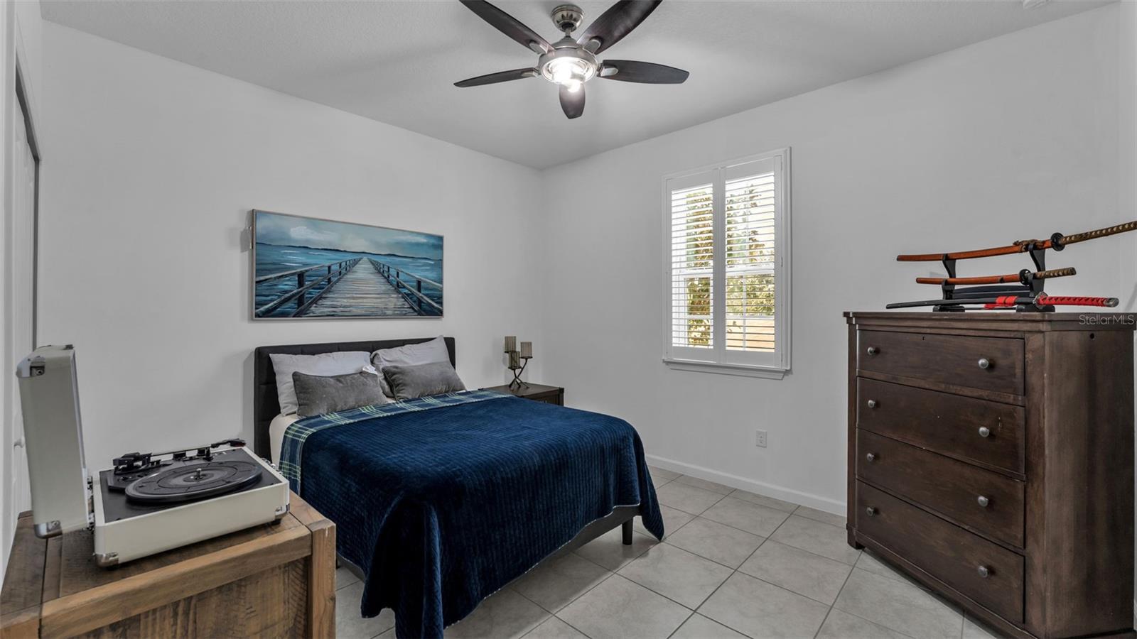 Image 17 of 38 For 5439 Orange Orchard Drive